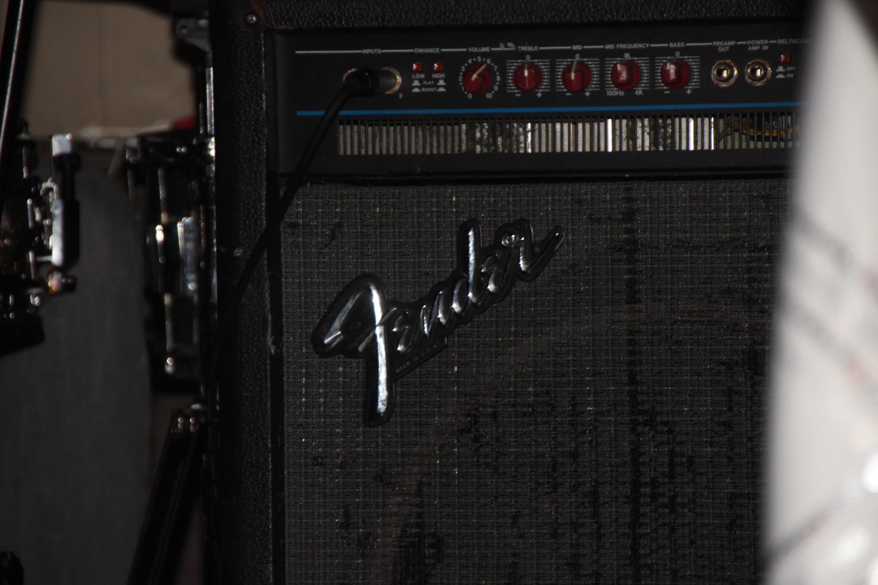 Vintage guitar amplifier